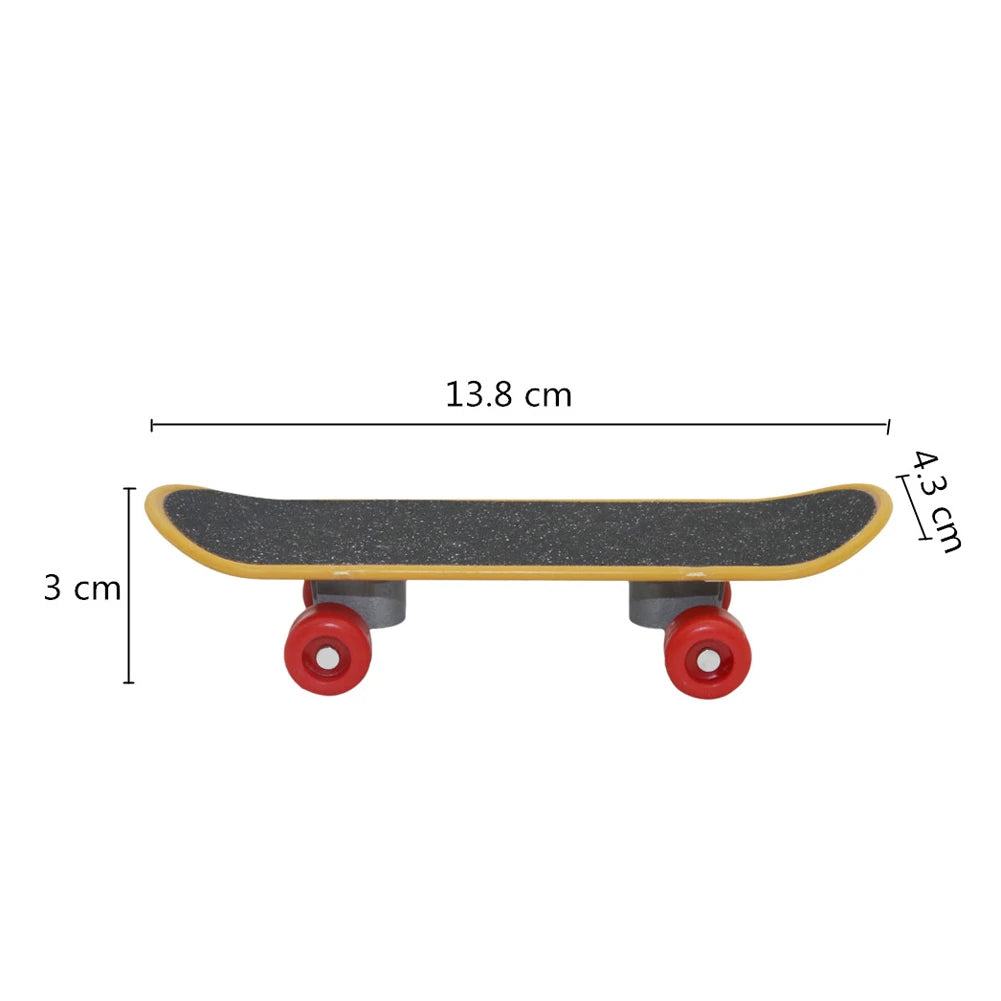 Mini Skateboard Toy for Parrots – Intelligence Training, for Cockatiels and Budgies