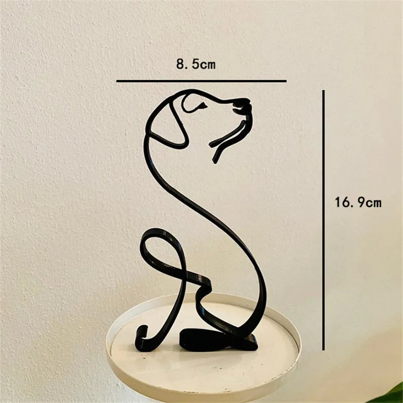 Metalna skulptura psa – apstraktna minimalistička figura za dom