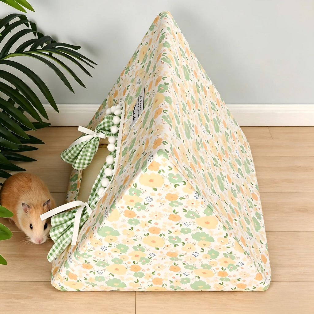 Floral Print Tent Bed with Curtains – for Rabbits, Guinea Pigs and Hamsters, S/M/L