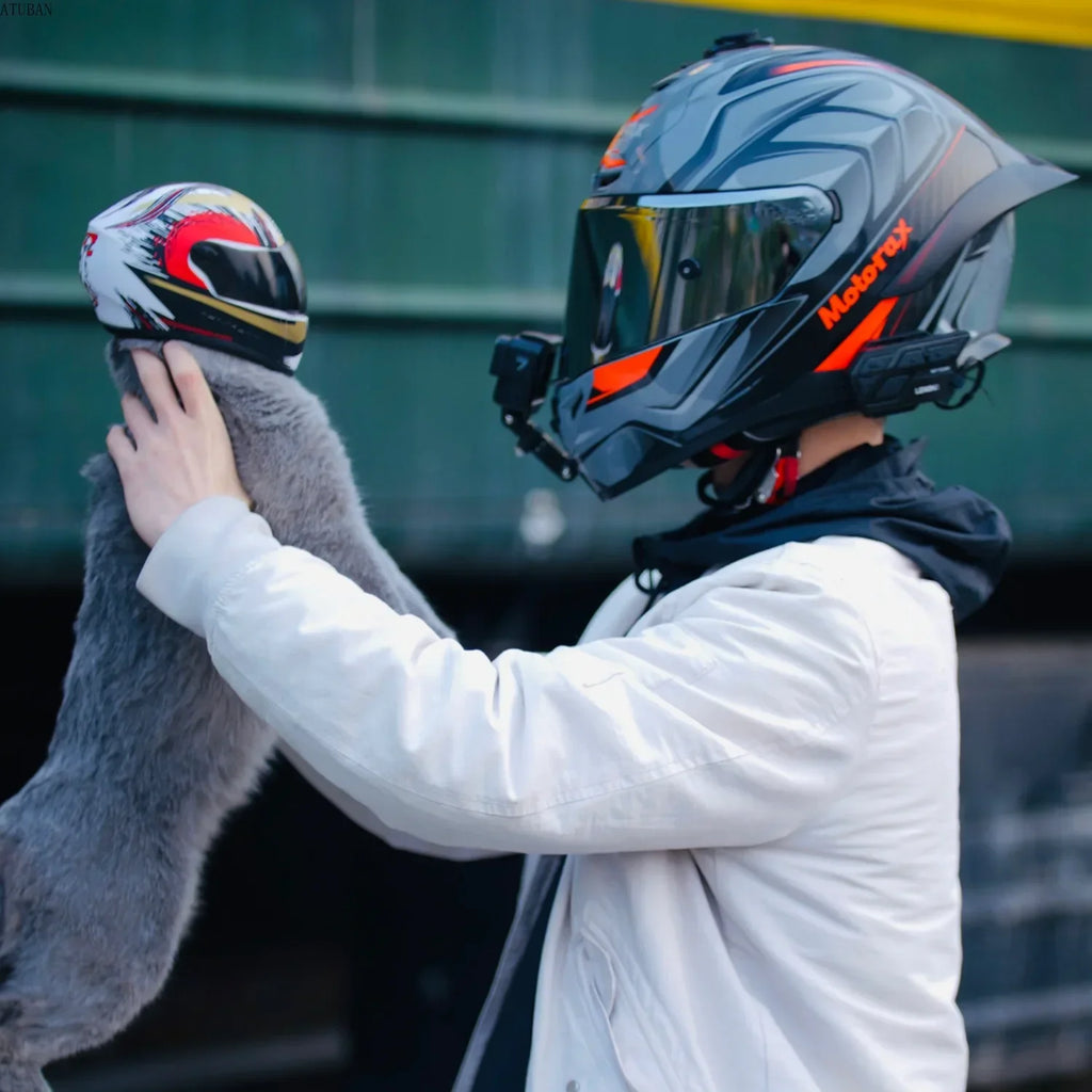 Kaciga za pse i mačke – mini motociklistička kaciga za ljubimce