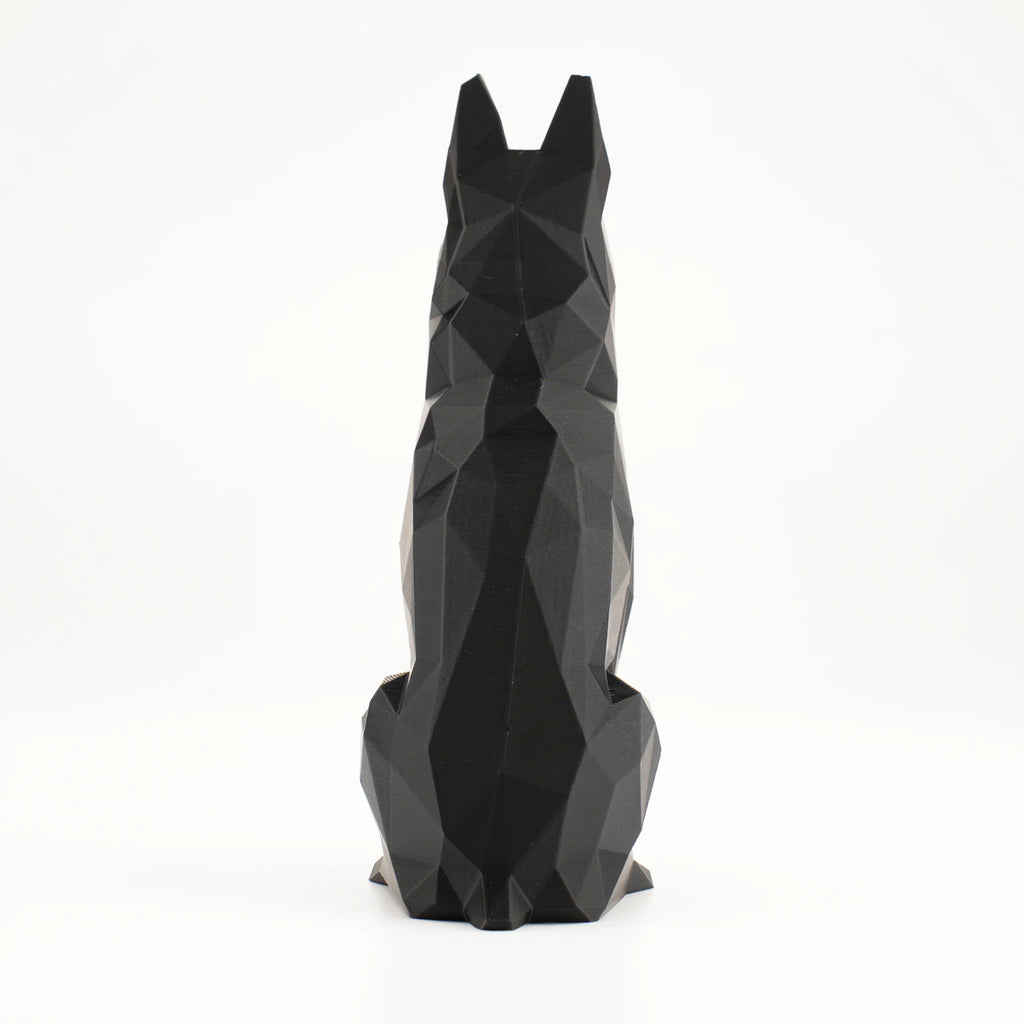 Figura psa Nemački ovčar – elegantna skulptura za dom i auto